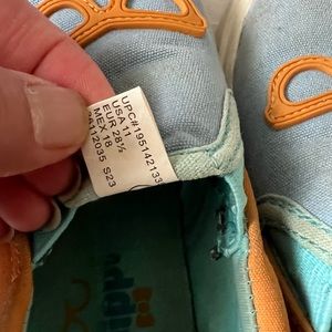 Blippi t-shirt, jacket, pjs & shoes.size 3 & 4T